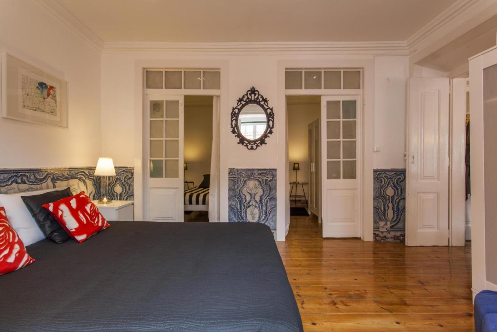 C2 Bairro Alto 18Th Century Beautiful Apartment Lisboa Екстериор снимка